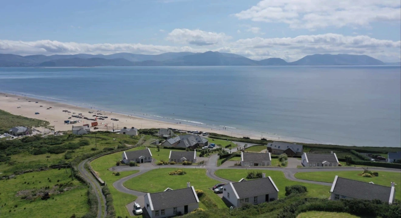 Inch Beach Deluxe Cottage – Coastal Luxury | Sleeps 6